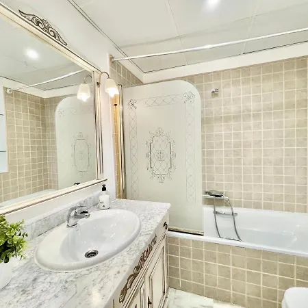 Golden La Palma - Eaw Homes